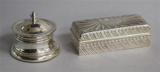 A late Victorian repousse silver rectangular trinket box, William Comyns, London, 1892 and a later silver inkwell, box 14.1cm.